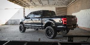 Ford F-150 with XF Off-Road XF-211
